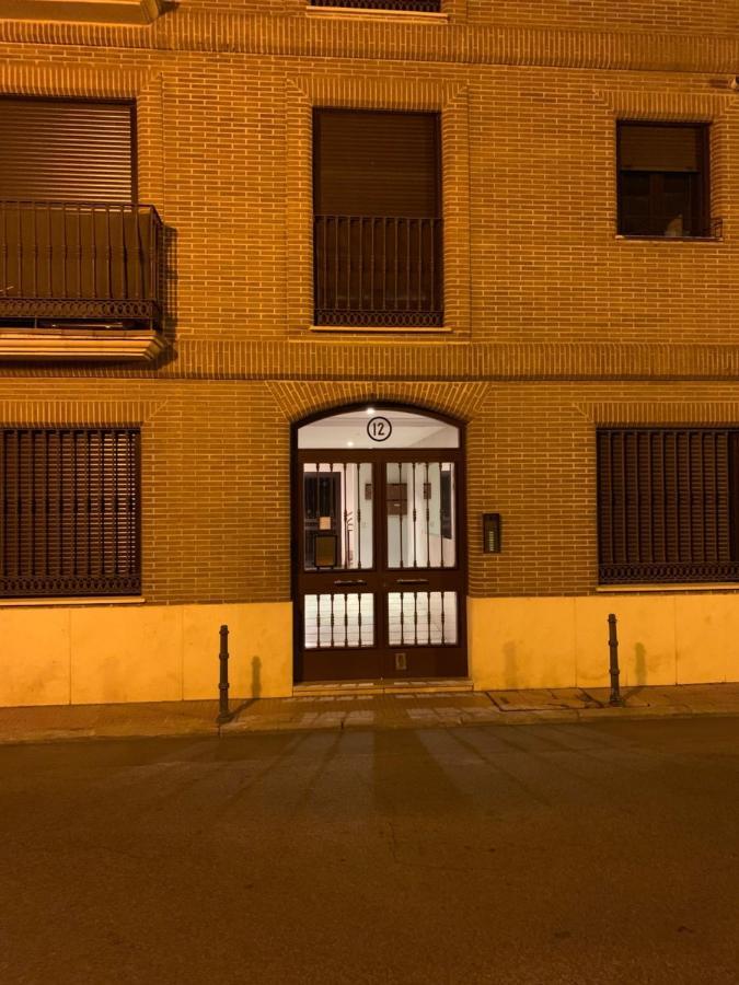 Gran piso en el centro de Alcalá Apartamento Alcalá de Henares Exterior foto