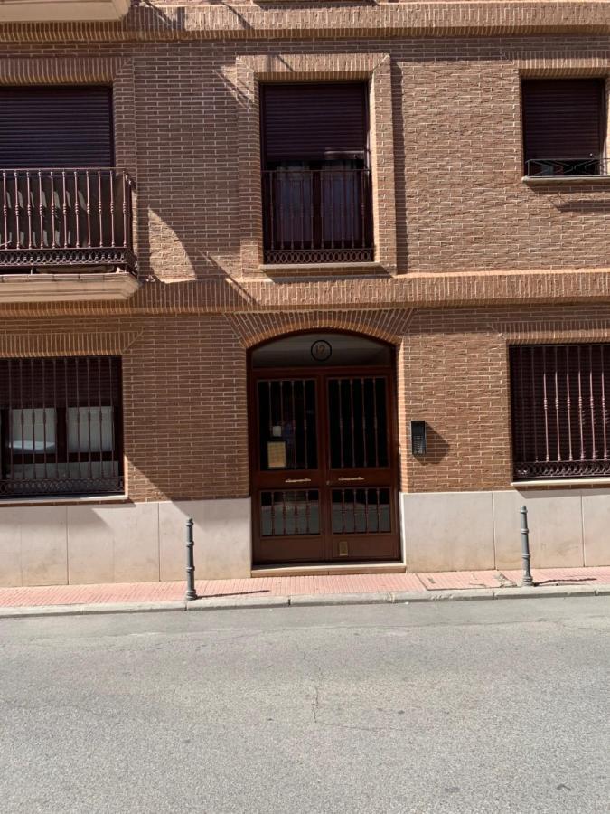 Gran piso en el centro de Alcalá Apartamento Alcalá de Henares Exterior foto