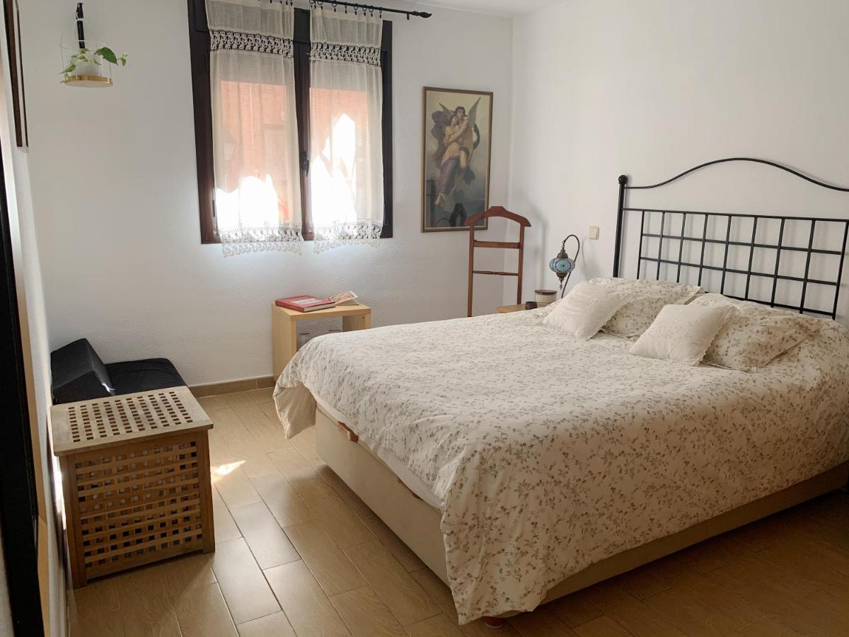 Gran piso en el centro de Alcalá Apartamento Alcalá de Henares Exterior foto