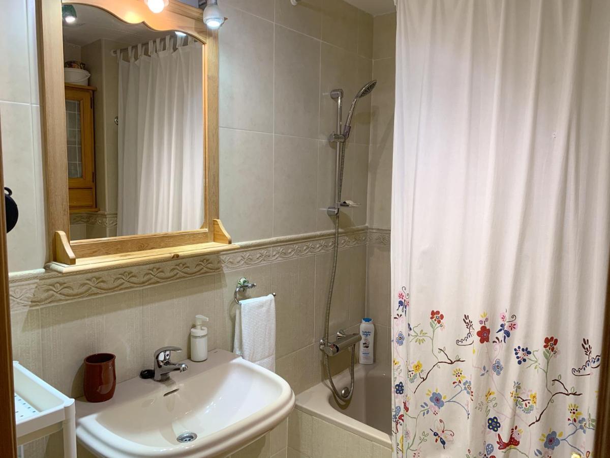 Gran piso en el centro de Alcalá Apartamento Alcalá de Henares Exterior foto